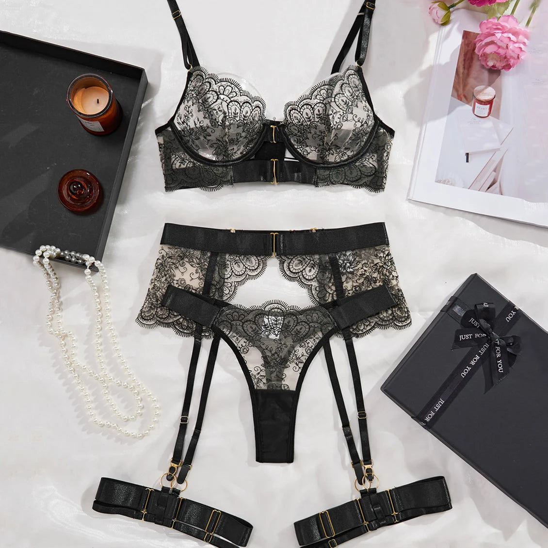 New Erotic Set See-Through Embroidered Sexy Eyelash Lace Body Shaping Lingerie Four-Piece Set Women lingeries sexy hot
